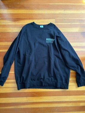 HIDDEN NY Crewneck
